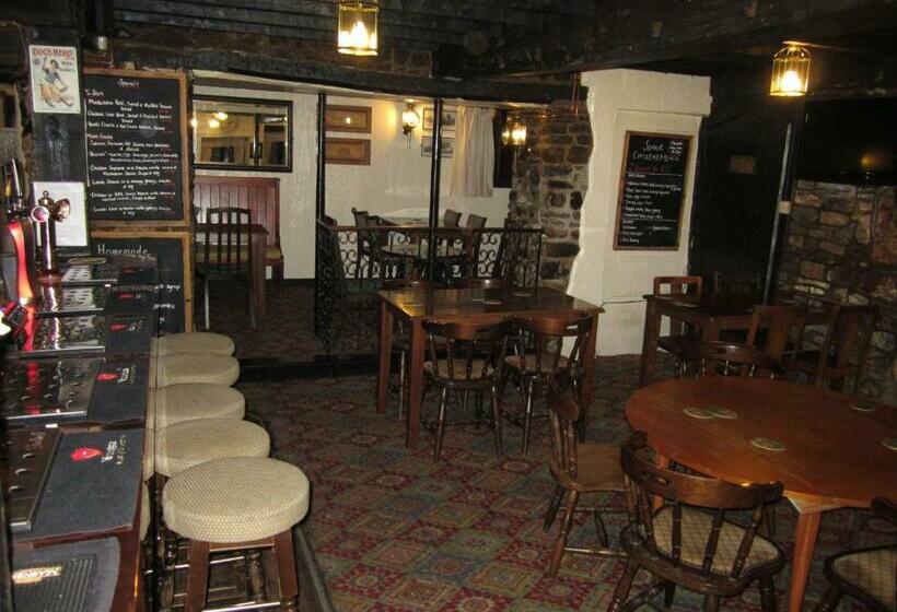 חדר סטנדרט, The Crosskeys Inn