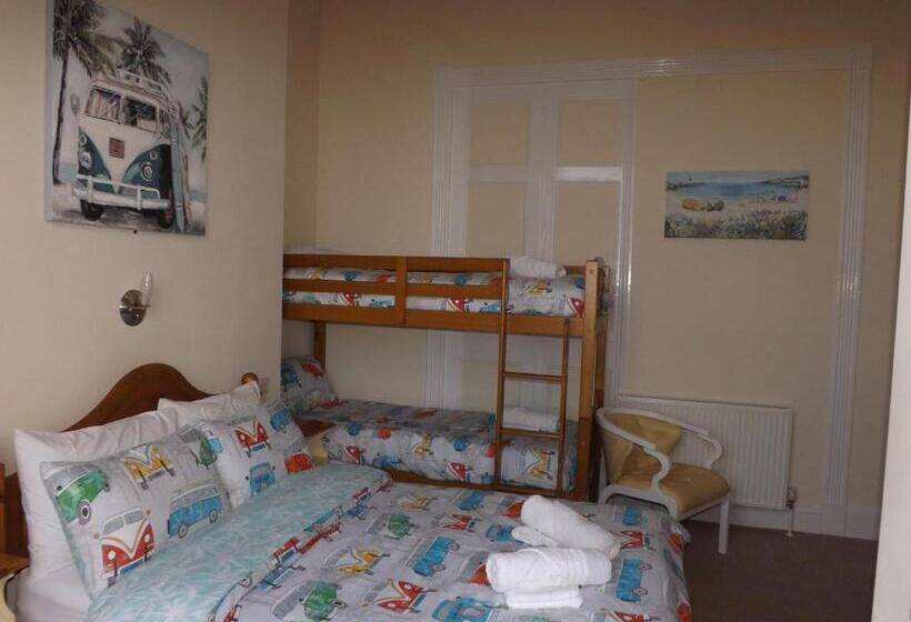 标准三人间, The Edenhurst Guesthouse