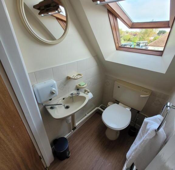 带共用浴室的标准房间, Cornerways Guest House