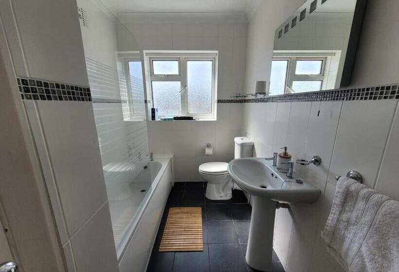 Номер Стандарт Совместная Ванная, Cornerways Guest House