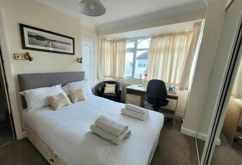 带共用浴室的标准房间, Cornerways Guest House