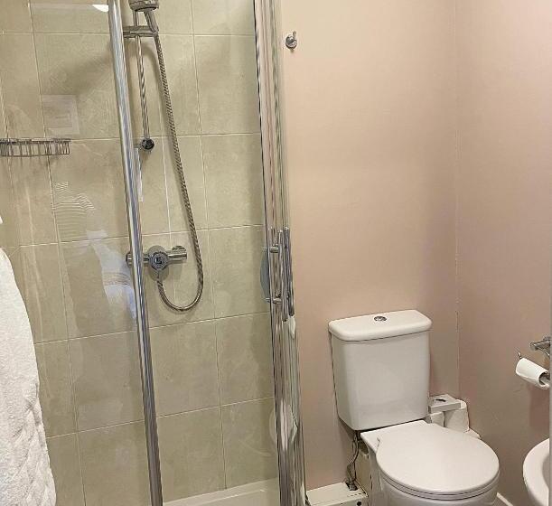 标准间, Caerwylan