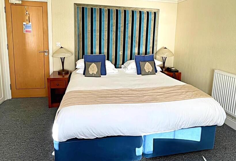 行政房间, Caerwylan