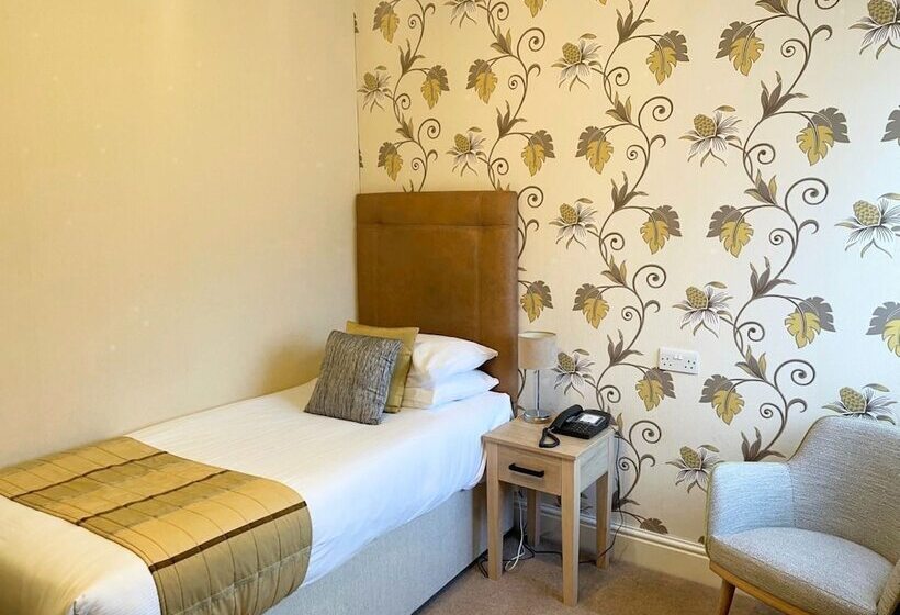 标准单人间, Caerwylan