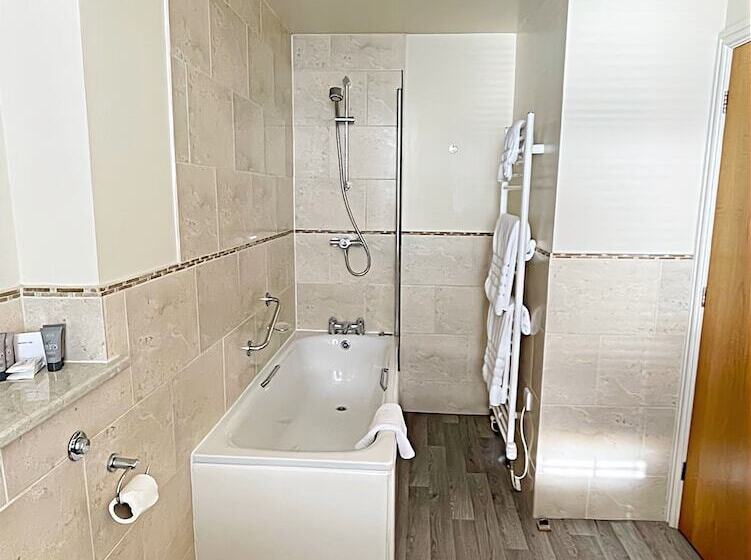 行政房间, Caerwylan