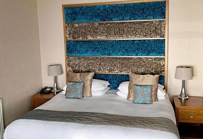 行政房间, Caerwylan