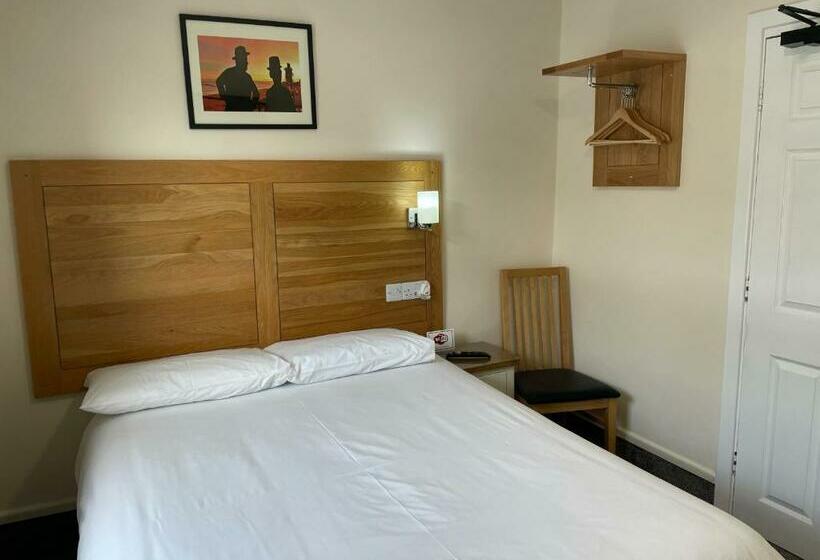 חדר סטנדרט, Claxton