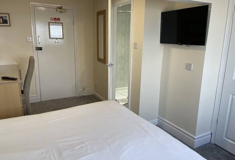 חדר סטנדרט, Claxton