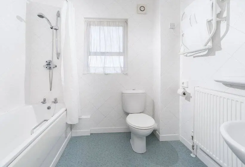 Standard Yhden Hengen Huone, Imperial Hotel Tenby