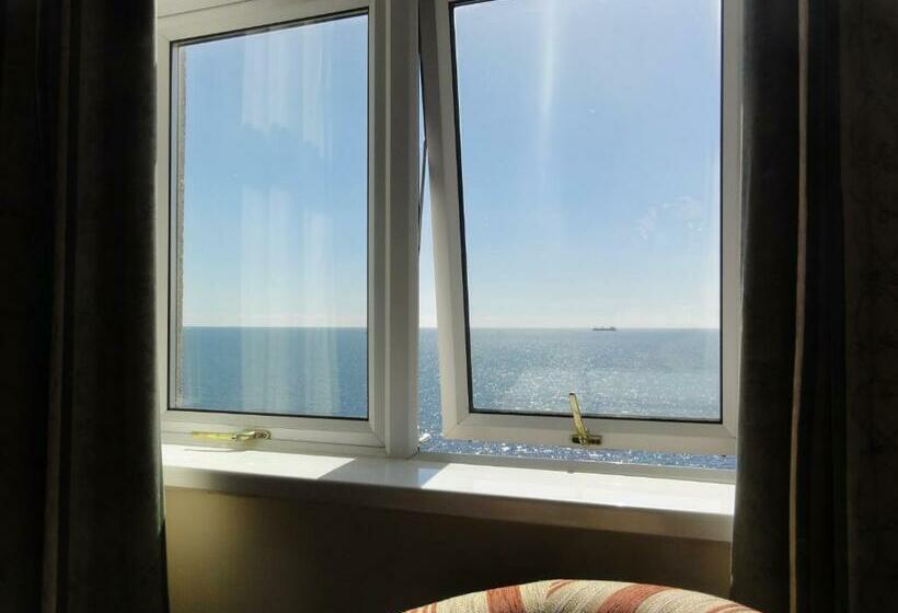 חדר פרמיום נוף לים, Membly Hall