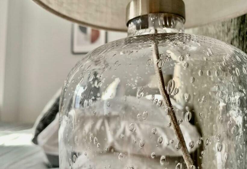 חדר סטנדרט צדדי נוף לים, Membly Hall