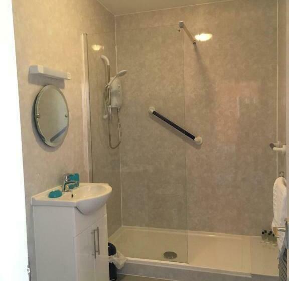 חדר משפחתי, Min Y Mor