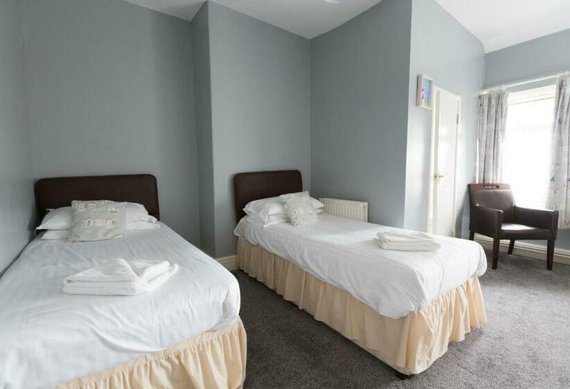 חדר משפחתי, Min Y Mor