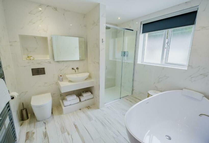 스위트, Mingarry Park