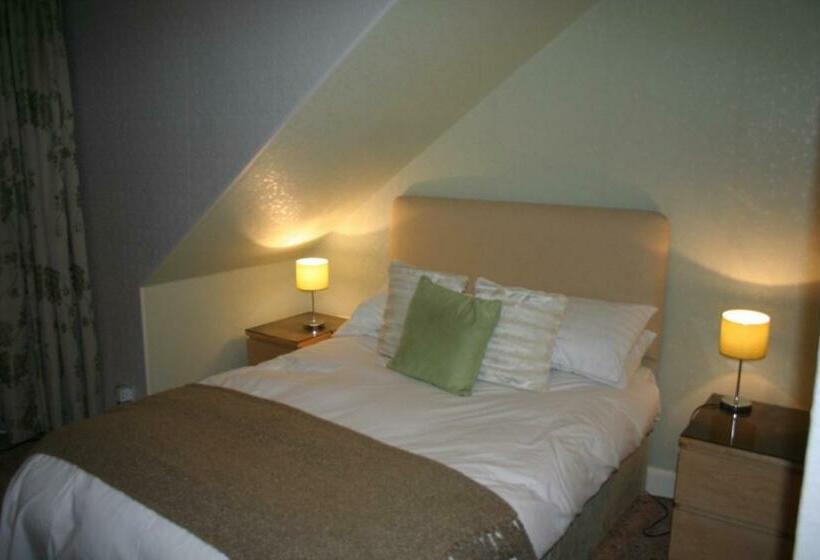 חדר משפחתי, Royal