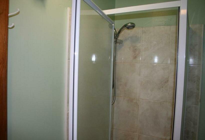 חדר משפחתי, Royal