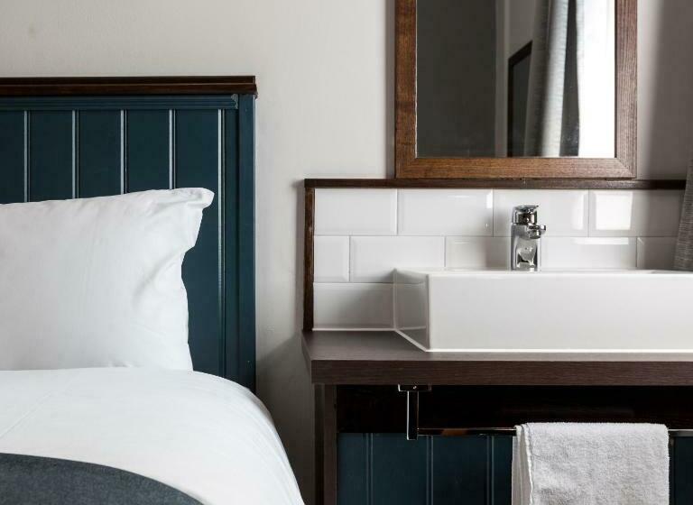 חדר סטנדרד יחיד חדר אמבטיה משותף, Southern Cross