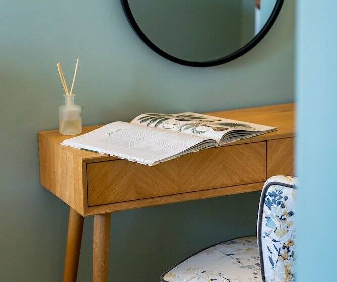 Номер Стандарт Вид на Море с Балконом, The Godolphin