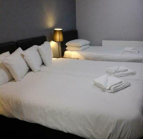 스탠다드 트리플 룸, The Liverpool Inn