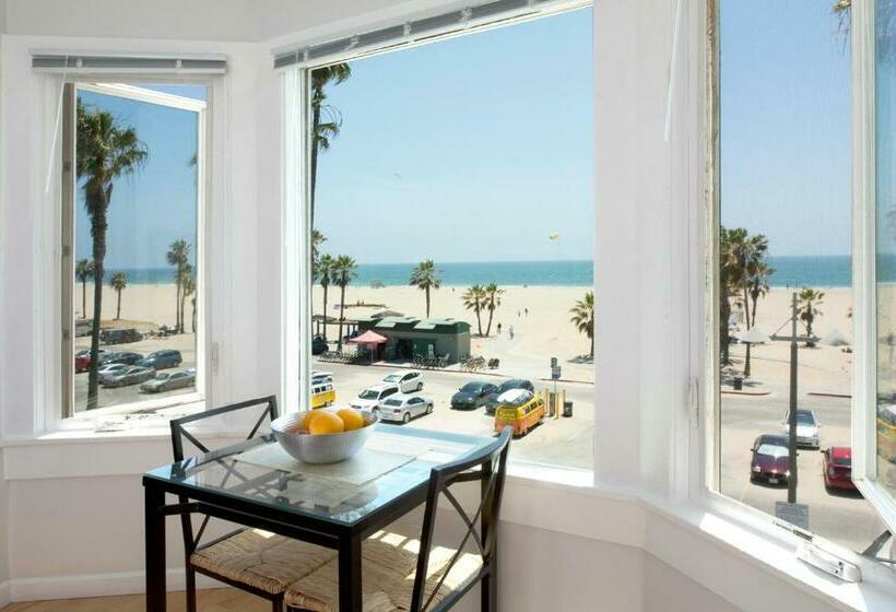 إستوديو قياسى مطل على البحر, Air Venice On The Beach