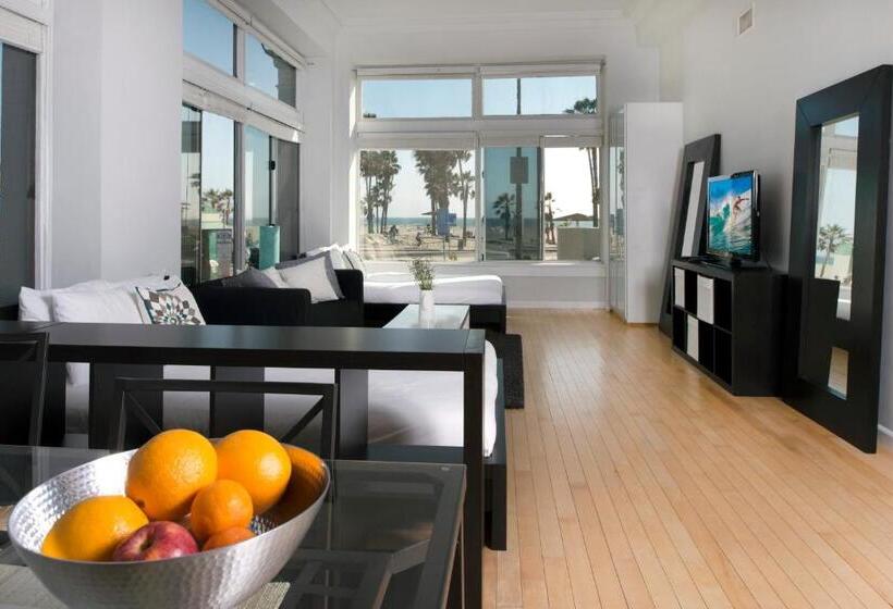 إستوديو قياسى مطل على البحر, Air Venice On The Beach