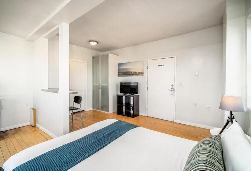 غرفة قياسية إطلالة جانبية علي البحر, Air Venice On The Beach