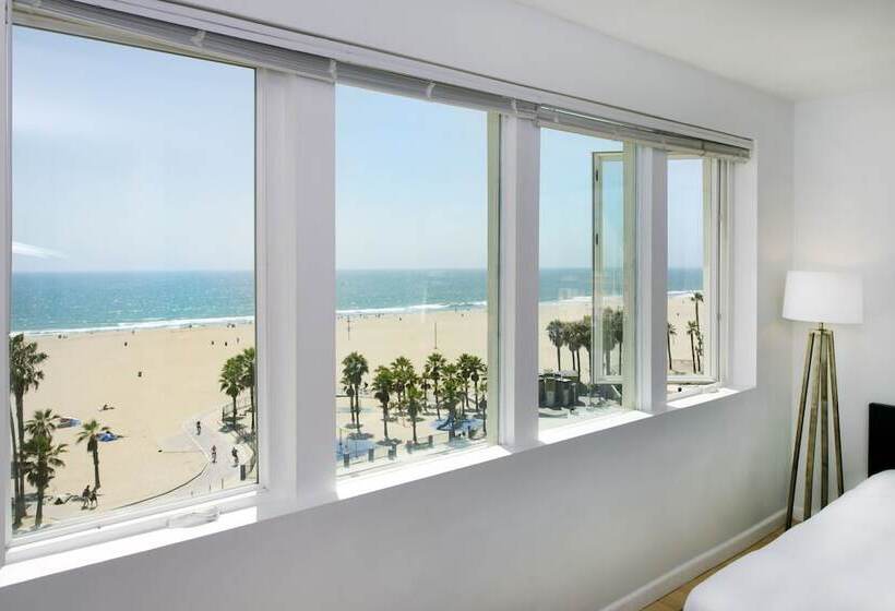 إستوديو قياسى مطل على البحر, Air Venice On The Beach