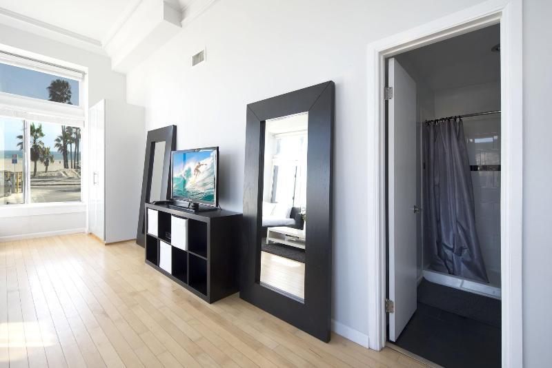 إستوديو قياسى مطل على البحر, Air Venice On The Beach