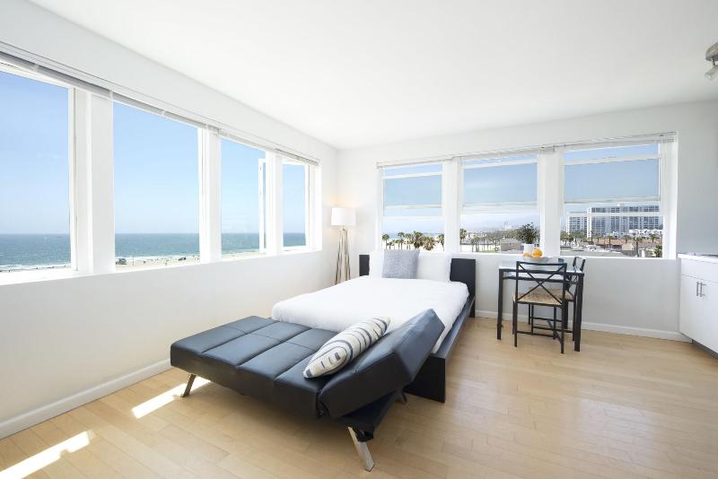 إستوديو قياسى مطل على البحر, Air Venice On The Beach