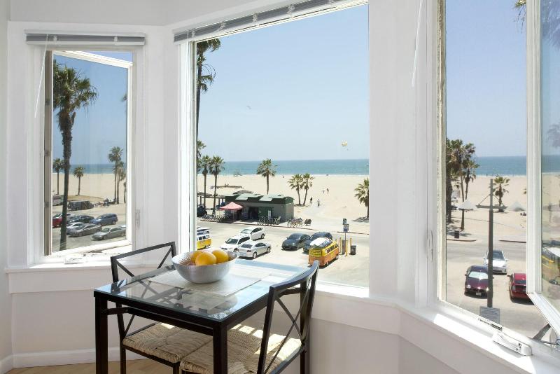 استودیوی استاندارد با چشم‌انداز دریا, Air Venice On The Beach