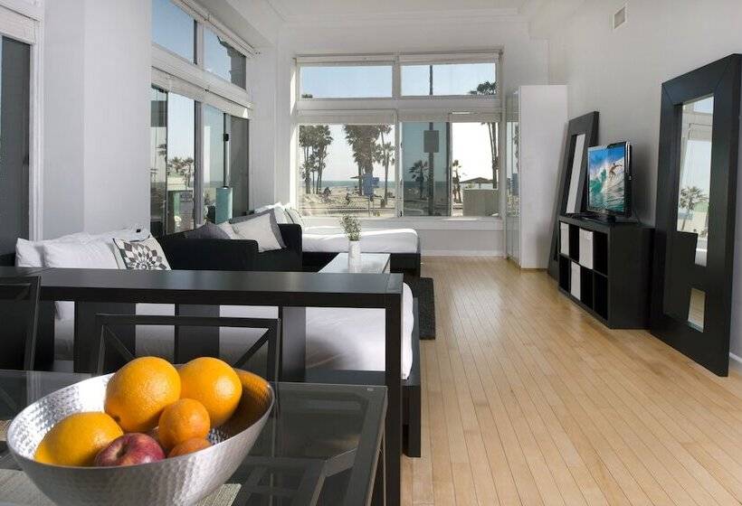 إستوديو قياسى مطل على البحر, Air Venice On The Beach