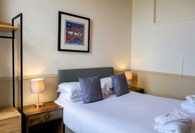 ベーシックルーム, Corran House Guest House