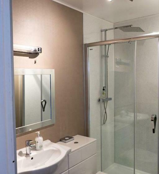 חדר בסיסי, Corran House Guest House