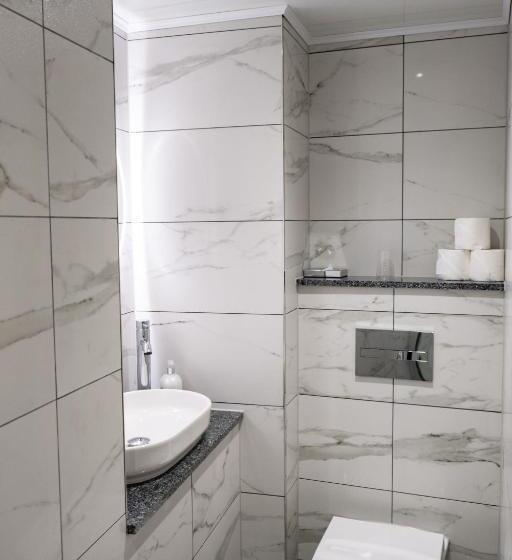 חדר סטנדרטי יחיד עם נוף לים, Corran House Guest House