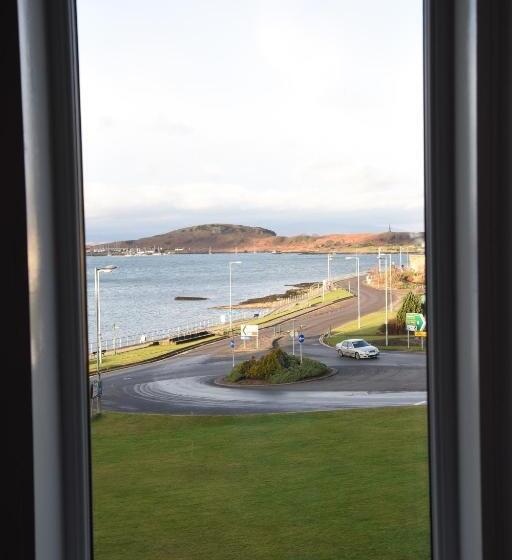 חדר סטנדרט, Corran House Guest House