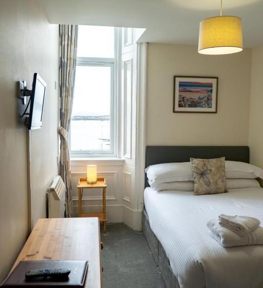 חדר בסיסי, Corran House Guest House