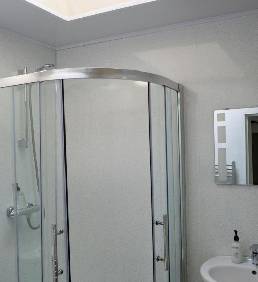 חדר סטנדרט חדר אמבטיה משותף, Corran House Guest House