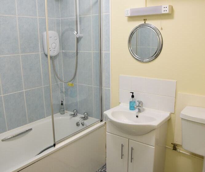 חדר סטנדרט, Corran House Guest House