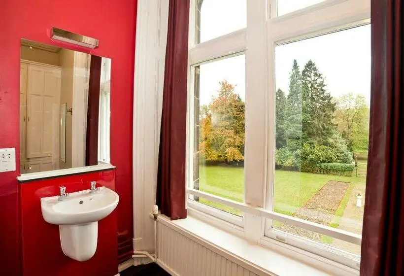 Standard Neljän Hengen Huone Jaettu Kylpyhuone, Yha Castleton Losehill Hall