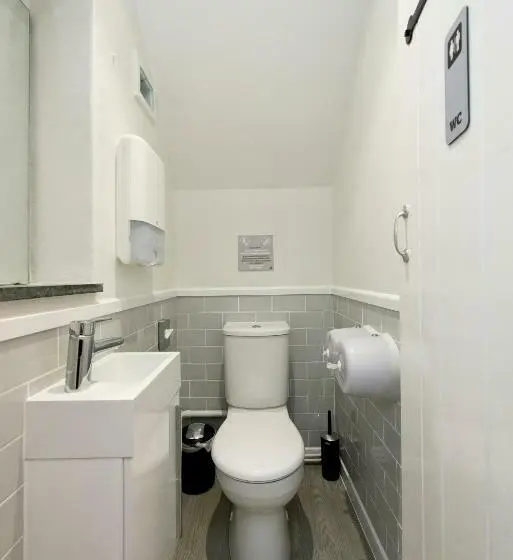 Standard Kolmen Hengen Huone Jaettu kylpyhuone, Yha Treyarnon Bay