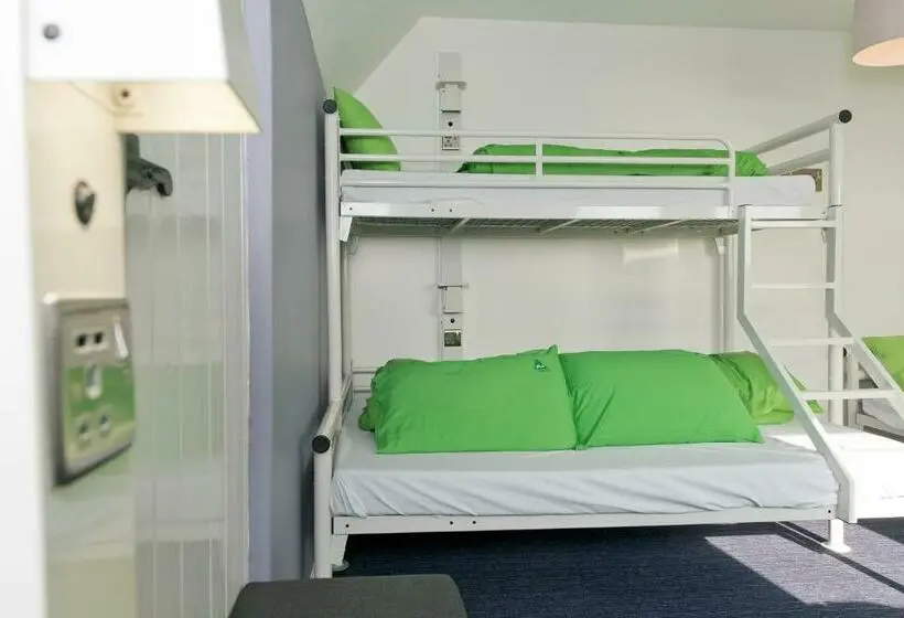Standard Kolmen Hengen Huone, Yha Treyarnon Bay
