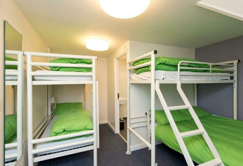 スタンダード4人部屋, Yha Treyarnon Bay