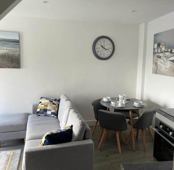 Апартаменты 1 Спальня, Duporth Guest House