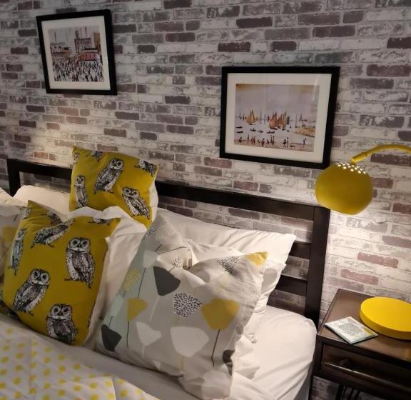 带大床的标准间, Eagle View Guest House