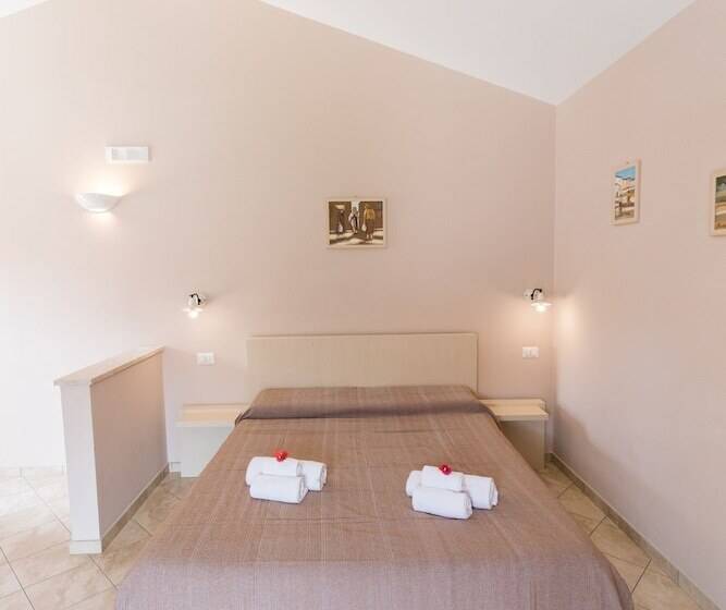 スタンダード4人部屋, Residenza Borgo Italico