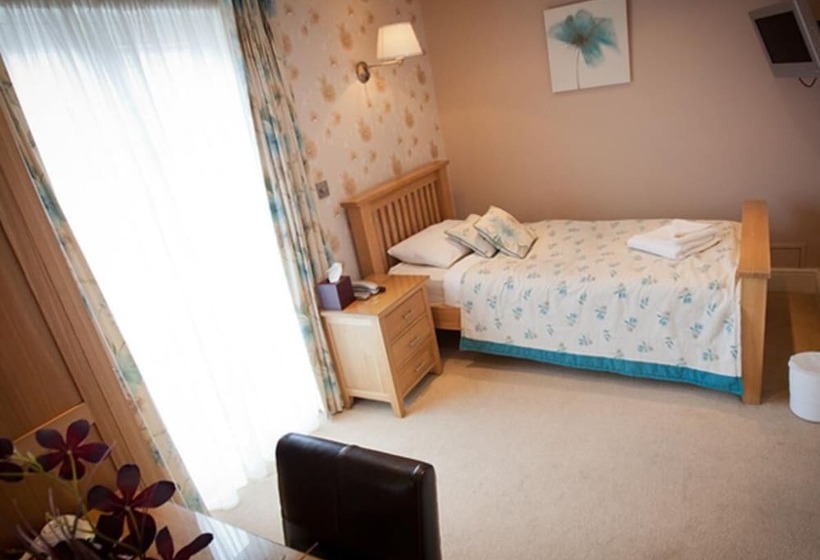 高级单人间, The Carlton