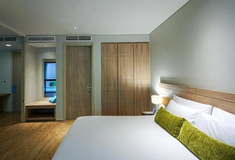 Sviitti Uima-allas, Centara Life Maris Resort Jomtien