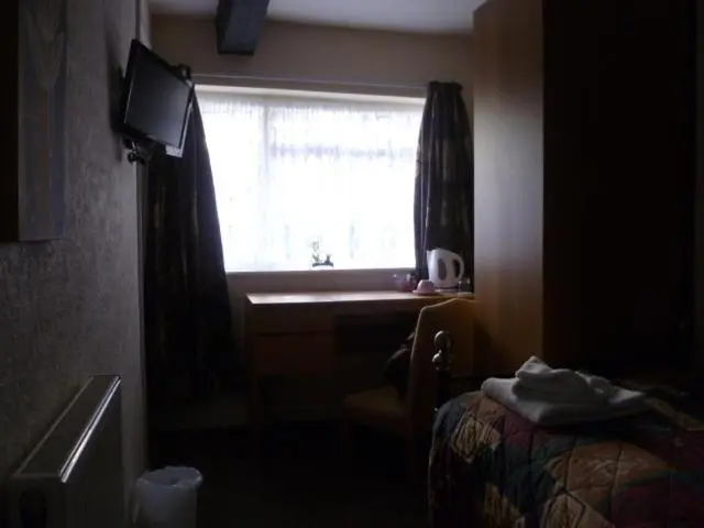 Standard Yhden Hengen Huone, Belle Vue