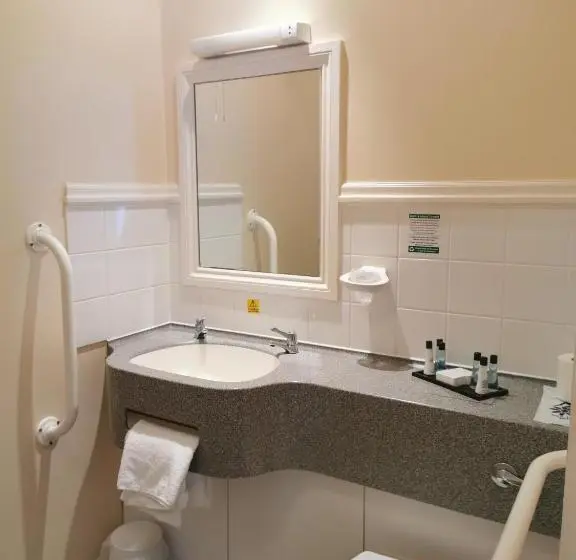 Standard Single Room, Cliffden