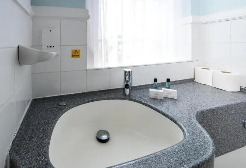Standard Single Room, Cliffden
